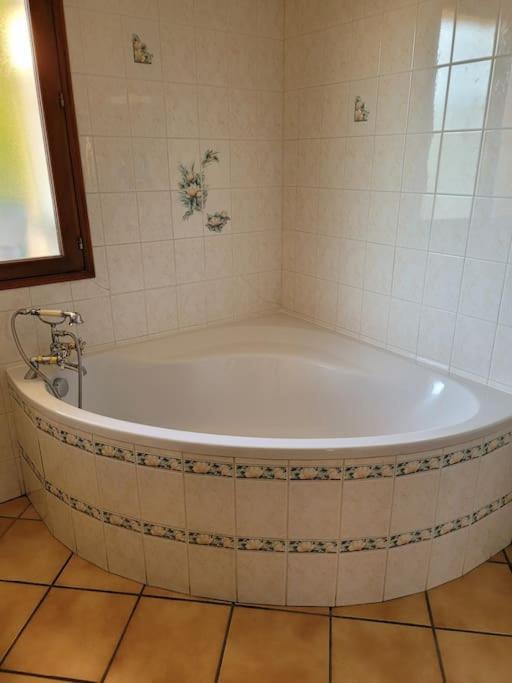 Grand Gites 6 Personnes Uriage Chamrousse Grenoble Revel  Buitenkant foto